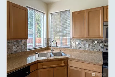 19311 24th Avenue W #G, Lynnwood, WA 98036 - Photo 6