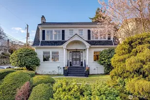 2103 5th Ave N, Seattle, WA 98109 - Photo 2