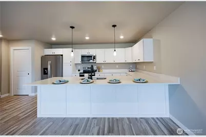 1116 Sumas Avenue #1, Sumas, WA 98295 - Photo 6