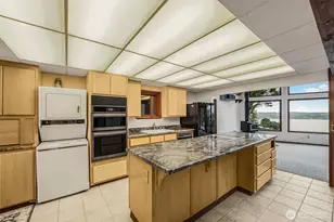 3968 S East Camano Dr, Camano Island, WA 98282 - Photo 4