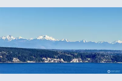 3968 S East Camano Drive, Camano Island, WA 98282 - Photo 2