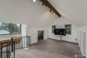 3968 S East Camano Dr, Camano Island, WA 98282 - Photo 16