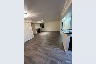 28704 18th Avenue S, Federal Way, WA 98003 - Photo 2