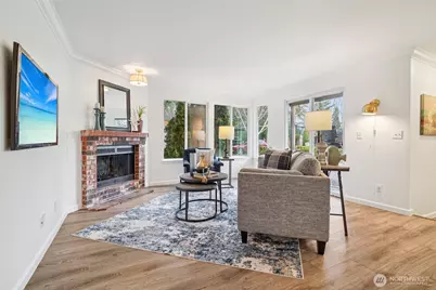 10822 NE 148th Lane #J102, Bothell, WA 98011 - Photo 2