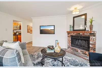 10822 NE 148th Lane #J102, Bothell, WA 98011 - Photo 4