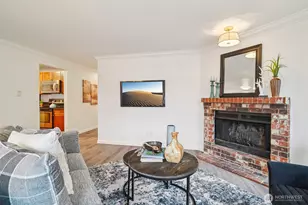 10822 NE 148th Ln, Bothell, WA 98011 - Photo 4