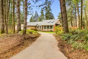 8127 Jamieson Ct SW, Tumwater, WA 98512 - Photo 2