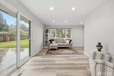 2401 Pine Tree Drive SE, Port Orchard, WA 98366 - Photo 12