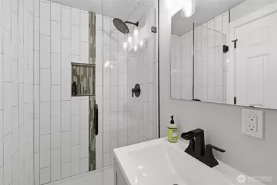 2401 Pine Tree Drive SE, Port Orchard, WA 98366 - Photo 16