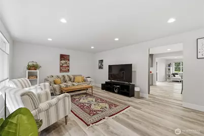 2401 Pine Tree Drive SE, Port Orchard, WA 98366 - Photo 4