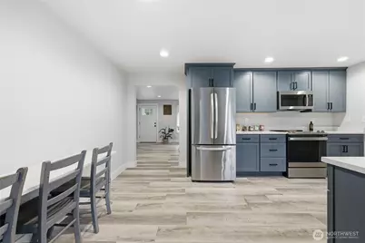 2401 Pine Tree Drive SE, Port Orchard, WA 98366 - Photo 8