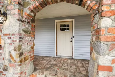 111 Cedar Avenue #1, Sultan, WA 98294 - Photo 2