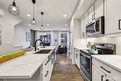 18775 76th Avenue W, Lynnwood, WA 98037 - Photo 14