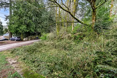 13625 E Lake Kathleen Drive SE, Renton, WA 98059 - Photo 10