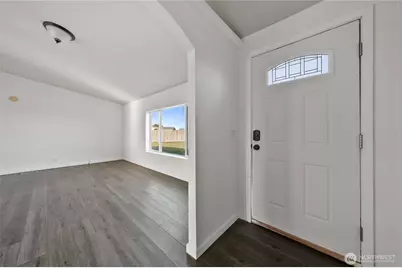 4112 Road E.9 NE, Moses Lake, WA 98837 - Photo 4