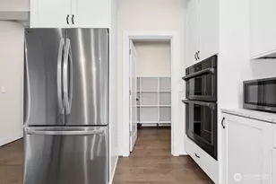 12420 85th Ave NE, Kirkland, WA 98034 - Photo 8