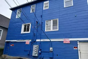 611 613 S Ainsworth Ave, Tacoma, WA 98405 - Photo 2