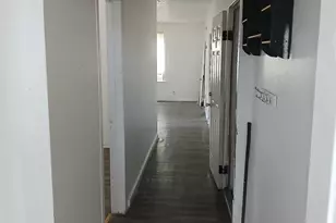 611 613 S Ainsworth Ave, Tacoma, WA 98405 - Photo 4