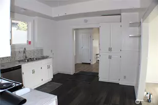 1224 4th St, Cosmopolis, WA 98537 - Photo 14