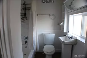 1224 4th St, Cosmopolis, WA 98537 - Photo 18