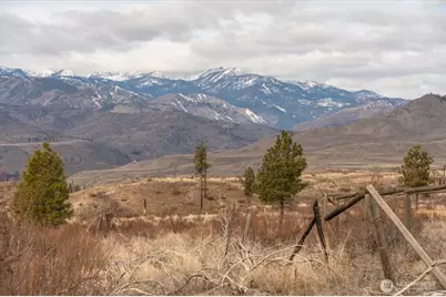 817 Bill Shaw Road, Methow, WA 98834 - Photo 14