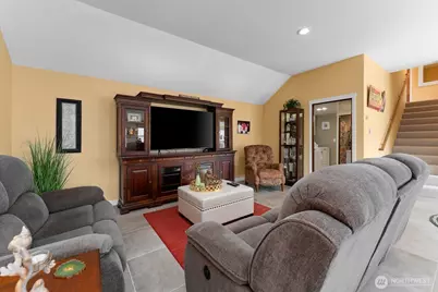 703 Boetzkes Avenue, Manson, WA 98831 - Photo 10