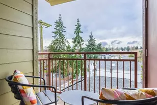 8745 Greenwood Ave N, Seattle, WA 98103 - Photo 6