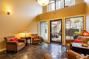 8745 Greenwood Ave N, Seattle, WA 98103 - Photo 18