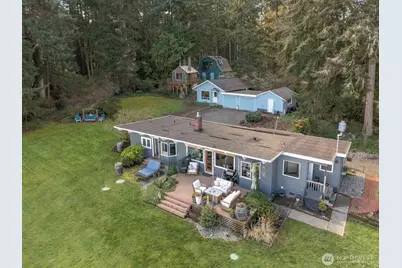 9513 Villa Beach Road, Anderson Island, WA 98303 - Photo 2
