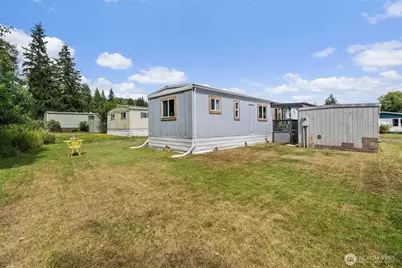 1050 Howard Street #9, Raymond, WA 98577 - Photo 2