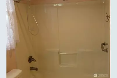 451 S 328th Street #E20, Federal Way, WA 98003 - Photo 10