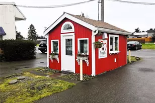 11 Valley Center Pl, Sequim, WA 98382 - Photo 1