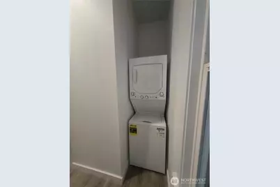 4332 University Way NE #A, Seattle, WA 98105 - Photo 8