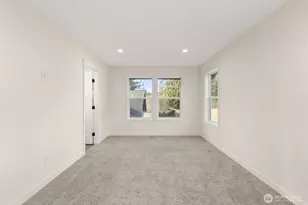 210 W Wishkah Rd, Aberdeen, WA 98520 - Photo 16