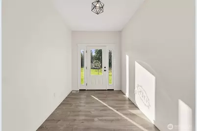 210 West Wishkah Road, Aberdeen, WA 98520 - Photo 2