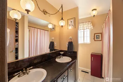 6919 D.5 Road NE, Moses Lake, WA 98837 - Photo 18