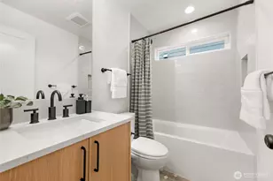 4048 32nd Ave W, Seattle, WA 98199 - Photo 4