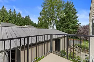 12716 NE 120th St, Kirkland, WA 98034 - Photo 12