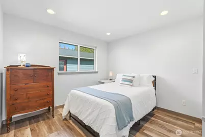 8114 Riverview Road, Snohomish, WA 98290 - Photo 10