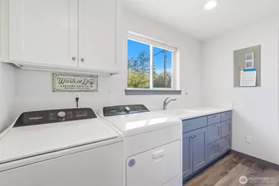 8114 Riverview Road, Snohomish, WA 98290 - Photo 12