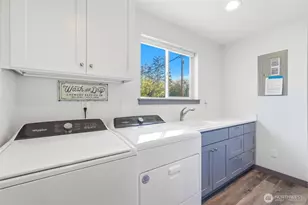 8114 Riverview Rd, Snohomish, WA 98290 - Photo 12