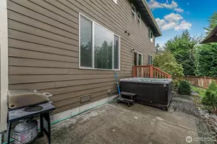 10076 185th Ave E, Bonney Lake, WA 98391 - Photo 30