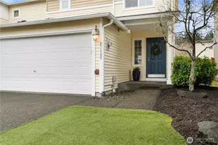 28128 239th Pl SE, Maple Valley, WA 98038 - Photo 2