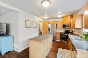 28128 239th Pl SE, Maple Valley, WA 98038 - Photo 8