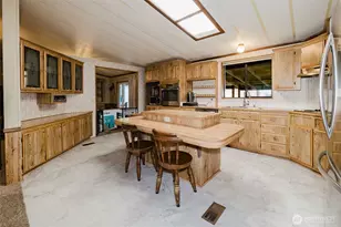 482 E Hyland Dr, Union, WA 98592 - Photo 6