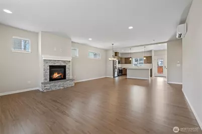 122 N Trail Road, Sedro Woolley, WA 98284 - Photo 4