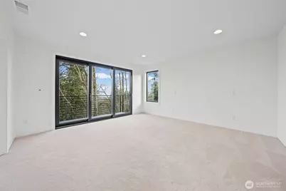 16050 SE 44th Court, Bellevue, WA 98006 - Photo 14