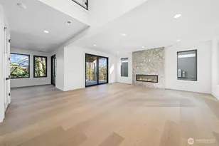 16050 SE 44th Ct, Bellevue, WA 98006 - Photo 4