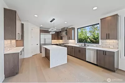 16050 SE 44th Court, Bellevue, WA 98006 - Photo 8