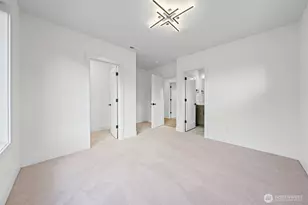 16050 SE 44th Ct, Bellevue, WA 98006 - Photo 26